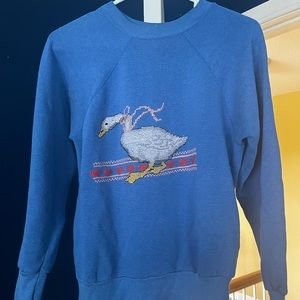 Vintage Embroidered Duck 20/20 Sport Blue Sweatshirt!